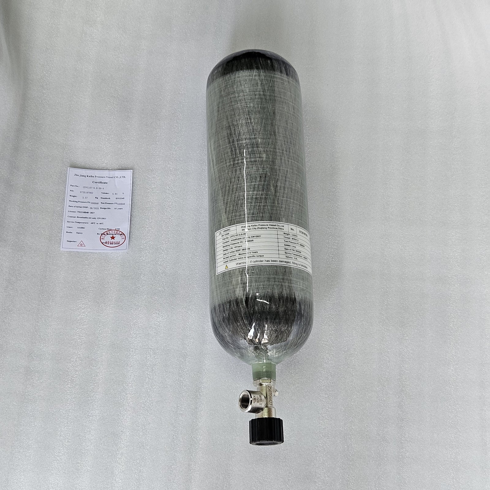 Kaibo 6.8L carbon PCP scuba cylinder 300 bar with M18 valve fitted