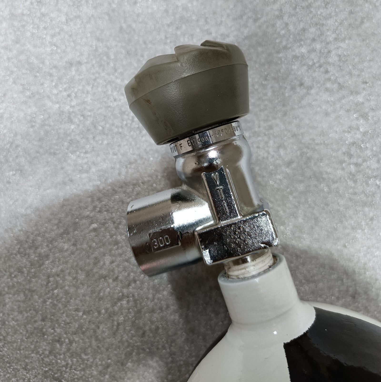 PCP Drager 6L Steel Cylinder + Filling Device (Combo), (Cylinder - Refurbished, Filling Device - New)