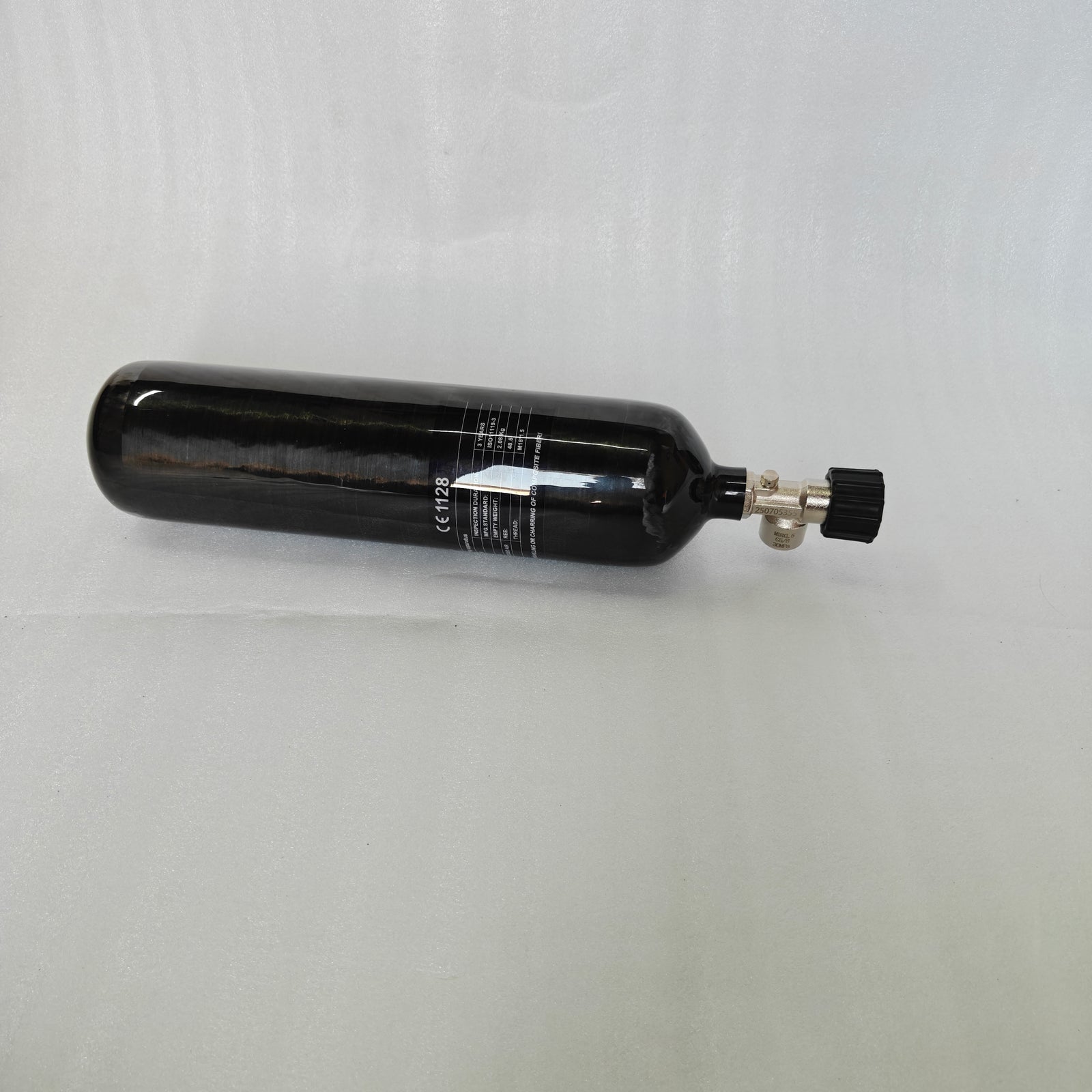 Alsafe 3L carbon PCP cylinder with valve – view 3